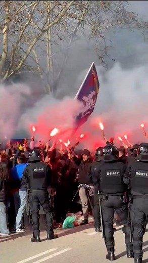The ATMOSPHERE ahead of Barça vs Benfica! 🔥🔥 #barca #barcelona #benfica #ucl