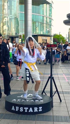 22초 타이머 댄스 서엘이는?#춤추는곰돌 #춤추는곰돌의랜덤댄스 #music #dance #kpop #댄스 #fyp #illit #아일릿 #잇츠미 #itsme #타이머 #챌린지