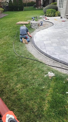 Unilok granite Fusion with a dash of premiere charcoal | R.W. Stoneworks