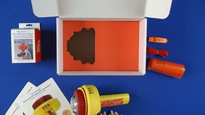 Amazon.com: Sirius Signal C-1002 SOS Two-Color/Infrared LED Distress Signal and Mount Bundle : Sports & Outdoors