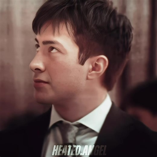 okay we can ignore the text shaking right thanks #ilyarosanov #heatedrivalry #shanehollander #hollanovedit #fyp