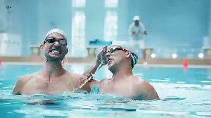 Предзаказ на HUAWEI WiFi AX3 уже открыт! Этот роутер с четырехъядерным процессором бьет все рекорды. Его скорость передачи данных — до 3 000 Мбит/с! Всего за 10 секунд вы скачиваете фильм в HD-качестве. Онлайн-трансляции идут без задержек, а кадры в игре плавно сменяют друг друга. Оформляйте предзаказ на сайте HUAWEI: https://9tl.ru/5hkbHE4 | Huawei Mobile