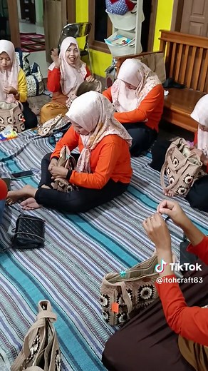 Finishing 😍 #itoh_craft #RKJ_CRAFT #Handmade #Rajutan #hobimerajut #pecintarajut #belajarRajut #merajut #RajutPemula #crochet