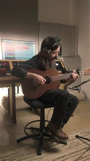 3 Ways to Mic Acoustic Guitar