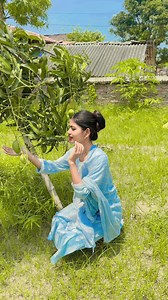 Niva Yadav Love Sticker Video — Heart & Hands Clip