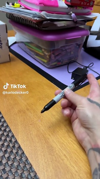 Throw a quick rizz on it #fyp #grwm #timewellwasted #weirdhashtag #brainrot #gusvsmilton