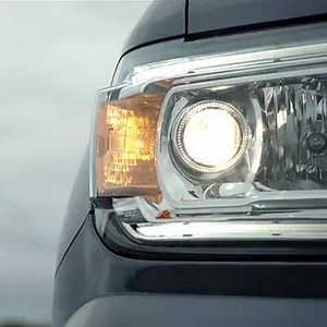 22K views · 900 reactions | With LED-signature front lighting, it’s the little things that set Canyon apart from the rest. | GMC | Facebook