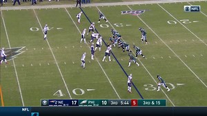 Dont'a Hightower plants Carson Wentz for huge loss on third-down sack