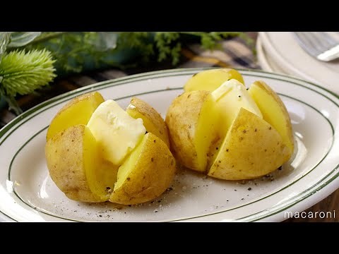 【レンジで作る新じゃがバター】ほくほく食感がたまらない！じゃがいも1つで完成♪新じゃがならではのおいしさ｜macaroni（マカロニ）