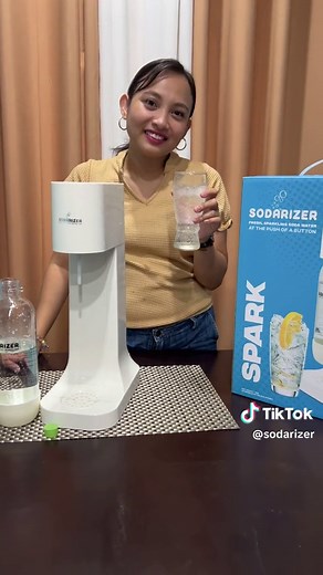 Putting Sodarizer to the test—can it really transform my drinks? Let’s see if this gadget is a true game changer! #SparklingWater #SodaMaker #CarbonatedWater #HomeSodaMaker #SparklingWaterMachine #DIYSparklingWater #HealthyDrinks #HomeBeverages #SodaWater #Hydration #WaterToSoda #DrinkHealthy #StayHydrated #SodaMakerMachine #SparklingWaterAtHome