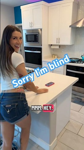 I need new glasses ‪@Xo_rybaby‬ @ mathemakitten #funny #couple #comedy #marriagecomedy