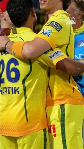Bro during the match - 🦁💪 Bro after the match - 🥰👍 #WhistlePodu #DCvCSK