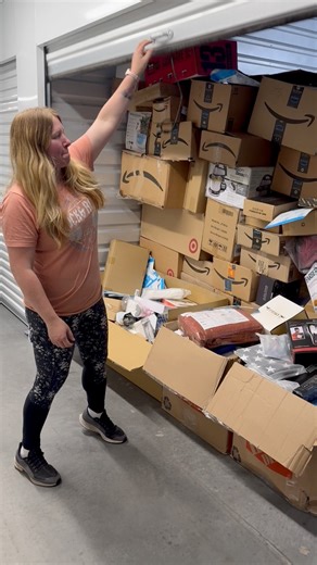 I bought an Amazon hoarder storage unit full of brand new merchandise! | Wades Ventures