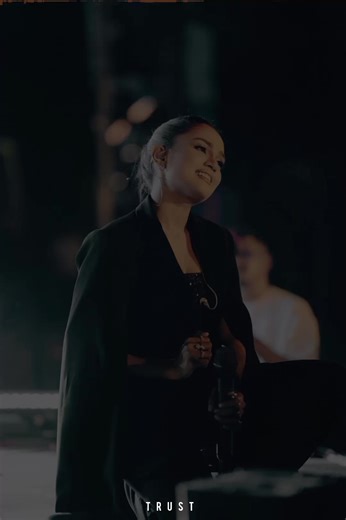 හදිස්සිද මන්දා: @Kanchana Anuradhiගේ අවිහිරත්තම සේයා