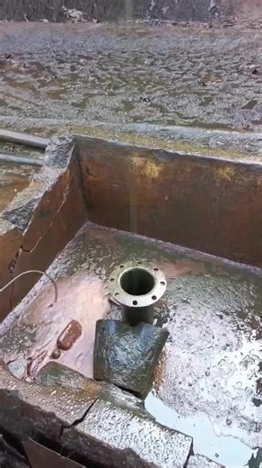 This is the traditional process of extracting crude oil. #USA #NewYork #NYC #fyp #viral