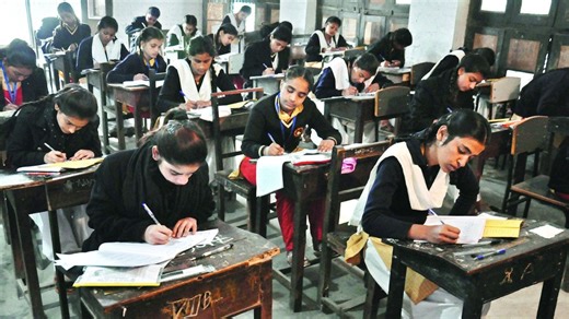 What toppers do in the 15 minutes others ignore in CBSE exams