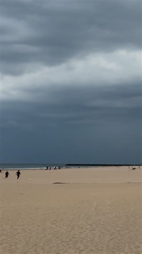 266K views · 2.9K reactions | The reason we had to cancel fireworks tonight….. #beaches #summervıbes #hamptonbeach #hamptonbeachnh #weather | Hampton Beach - "Official" | Facebook