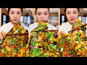 Chinese Food Mukbang: Enjoying Fish Head Curry with Spicy Seafood and ASMR Eating Sounds