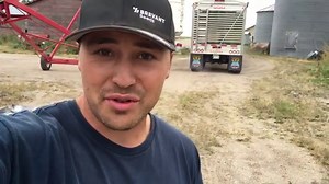Unloading & Storing fertilizer overwinter (Urea 46-0-0; not ammonium nitrate NH4NO3) Farm vlog