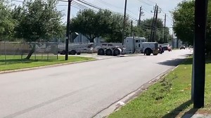 This definitely takes skills 👀 | Truck Warrior