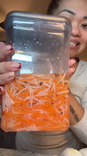 Julienne carrots and daikon (ratio to your liking) Mix veggies with course salt and let sit for 5-30 minutes to draw out the moisture Thoroughly rinse veggies in cold water Base recipe for pickling juice 2 cups of hot water 2 cups of granulated sugar dissolved 2 cups of vinegar 1 tbsp whole peppercorn Pickle in the fridge overnight #cookingwithchanna #pickes #vietnamesefood #asianfood #recipes