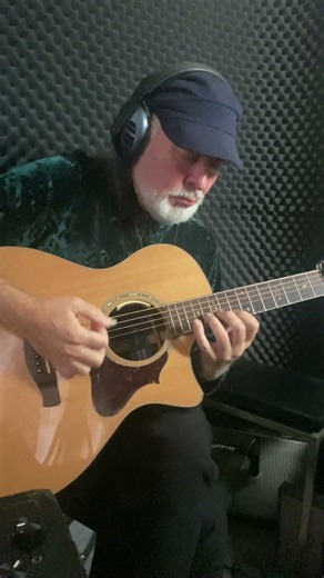 Jump (Van Halen) - solo acoustic guitar #jump #vanhalen #fingerstyle