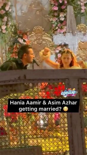 Are they tying the knot or is it just a party? A video shows Hania Aamir and Asim Azhar dancing at a wedding event as the bride and groom 🕺💃 #HaniaAmir #AsimAzhar #Dance | ApniISP.Com