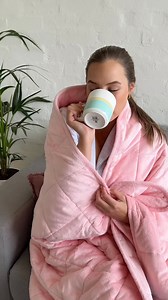 🛋️✨ Meet The Oodie Blanket – Your New Favourite Snuggle Buddy! ✨🛏️ Love your Oodie but want something a little more... blanket-y? Say hello to The Oodie Blanket – all the softness of your fave Oodie, now in a single doona-sized blanket form. 😍 Whether you're binging your fave series, snuggled up with your pet, or just need that perfect layer on a chilly night – this blanket’s got your back (literally). 🌟 LOVED by 3 million fans 🔥 Made from our famous ToastyTek™ & Sherpa fleece 🌀 Machine wa
