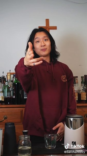 Mastering the Art of Bartending: Crafting Perfect Cocktails with Simple Syrup