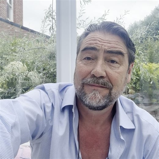 Nathaniel Parker on Instagram: "Weathers #thomashardy #poetry #weather"