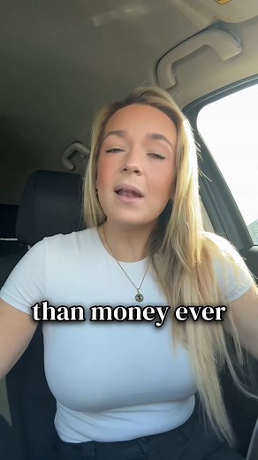 Marriage isn’t built on love alone — it’s built on alignment. Before you lock in for life, ask the hard questions: 💰 Finances — how much debt and why? 🗳️ Politics — do your values align? 🙏 Faith — how strong is it in your life? 📜 Prenup — can you have that conversation without ego? If you can’t talk about these things before marriage, you won’t survive them after. This is emotional maturity. This is partnership. Not fantasy — foundation. 👊 #MarriageAdvice #MasculineEnergy #EmotionalMaturity