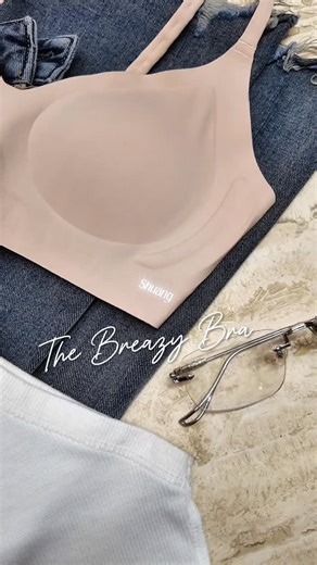 LING🌻 盧玲穎 on Instagram: "I’ve been seeing this viral bra from @shuang_global everywhere… I had to see if it’s really worth the hype. Watch to find out 🫣"