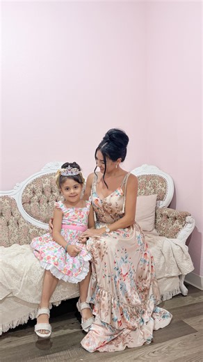 Maria Palafox | Ella es mi sueño hecho realidad. Amo estos momentos 🥹❤️ . You can find our outfits on my liketoknowit✨ . #girlmom #schooldays... | Instagram