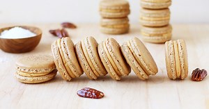 Salted Caramel French Macarons