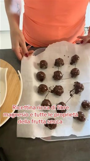 Palline super nutrienti. Ricche di fibre , grassi buoni e magnesio #mamma #vidareal #cucinafacile