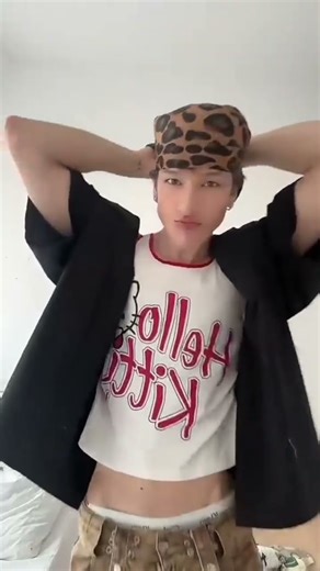 Randomizing My Outfit Pt.3🌟👔