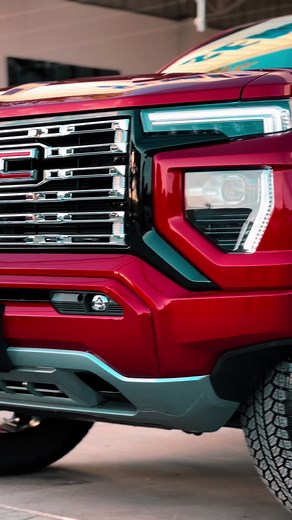 2023 GMC Canyon Denali: Stunning Close-Up Features