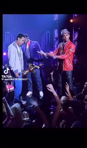 littlethunderstorm (@littlethunderstorm2)’s videos with original sound - littlethunderstorm