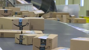 Amazon beats holiday-quarter sales estimates