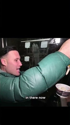 Gymskin SPILLS yogurto in cell phone booth #gymskin #viral #uk #fyp #memes #foryou #funny #jokes