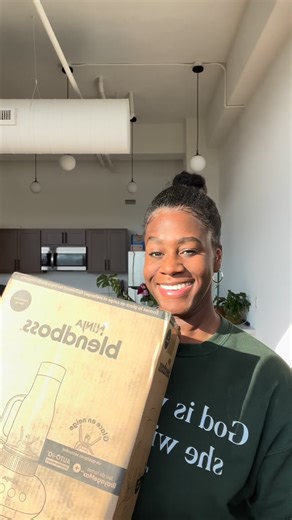 2.4K views · 16 reactions | I got to test out the new Ninja Boss Blender before it dropped  The suction base is a game changer — no more blender “running away” on the counter  Smooth, powerful, and perfect for busy mornings 磻 #NinjaBossBlender #NinjaPartner #SmoothieLover #healthyrecipe @ninjakitchen | Cecily's Natural | Facebook