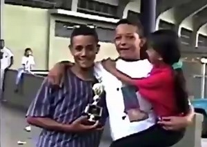 594K views · 22K reactions | Acá podemos ver a @miggy24 en el año 94 cuando era un chamo con sus compañeros de equipo y vaya el q esta grabando el vídeo no se equivocó cuando dijo vean este es un prospecto Miguel se convierte en el primer venezolano con 500 jonrones y el jugador numero 28 en la historia de las Grandes ligas felicitaciones caballo #Cachebongo41 #retro #maracay #aragua #VENEZUELA #usa #copywriting #videomarketing #storytelling #miguelcabrera | cachebongo41 | Facebook