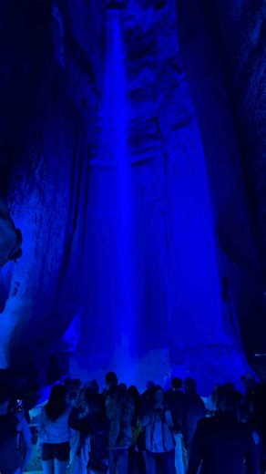 Fall break is almost here! 🤩 Have you started your countdown? Avoid long wait times and sold-out tours this fall break by getting your tickets online and in advance! 🎟️ Get tickets today at rubyfalls.com | Ruby Falls