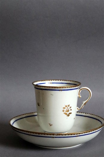 18th Century Wiener Porzellan Trembleuse Schokoladentasse, Kaiserliche Manufaktur Altwien - Etsy.de