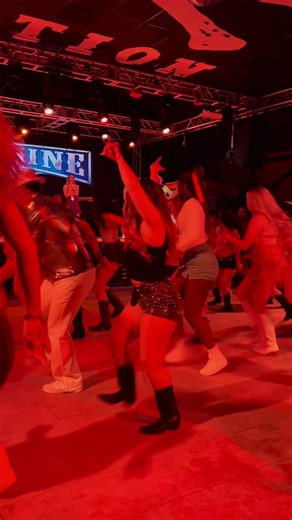 PART 5️⃣ — Final recap From Tuesday night at @Moonshine Beach . A few of the best moments from the dance contest — competitors, crowd, and the energy on the floor. That’s a wrap on this night. — Country Bar TV#MoonshineBeach #CountryDance #CountryBarTV #LineDance #DanceContest