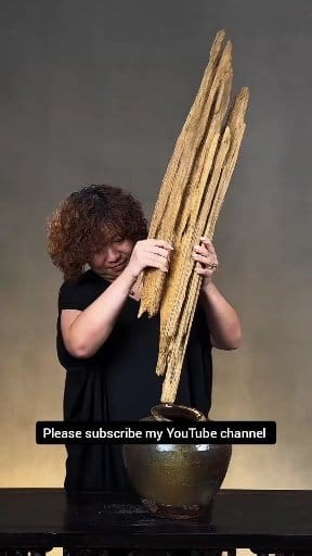 9.1K views · 119 reactions | A Dead Tree Reunites with a Woody Tree: A Free Mind Chinese aesthetic flower arrangement tutorial #Chinese_flower_arrangement_tutorial #Artifact_aesthetics #Flower_Arranging_Tutorial_for_Beginners #There_is_a_kind_of_beauty_called_Chinese_flower_arrangement | Asian bonsai | Facebook