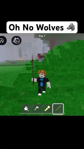 wolves are running after me😱🥵#roblox #robloxedit #robloxshorts
