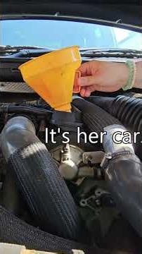 2013 Jeep Laredo oil top up.