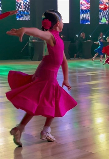 Samba Dance Showcase: Experience the Rhythm