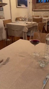 Si quieres comer pizza en un restaurante en Italia... 😂